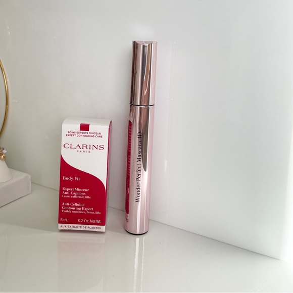 Clarins bundle - Picture 2 of 3